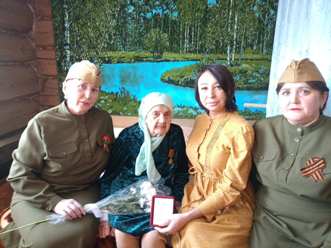 В Урусовском сельском поселении ветеранам вручили медали в честь 80-летия Победы