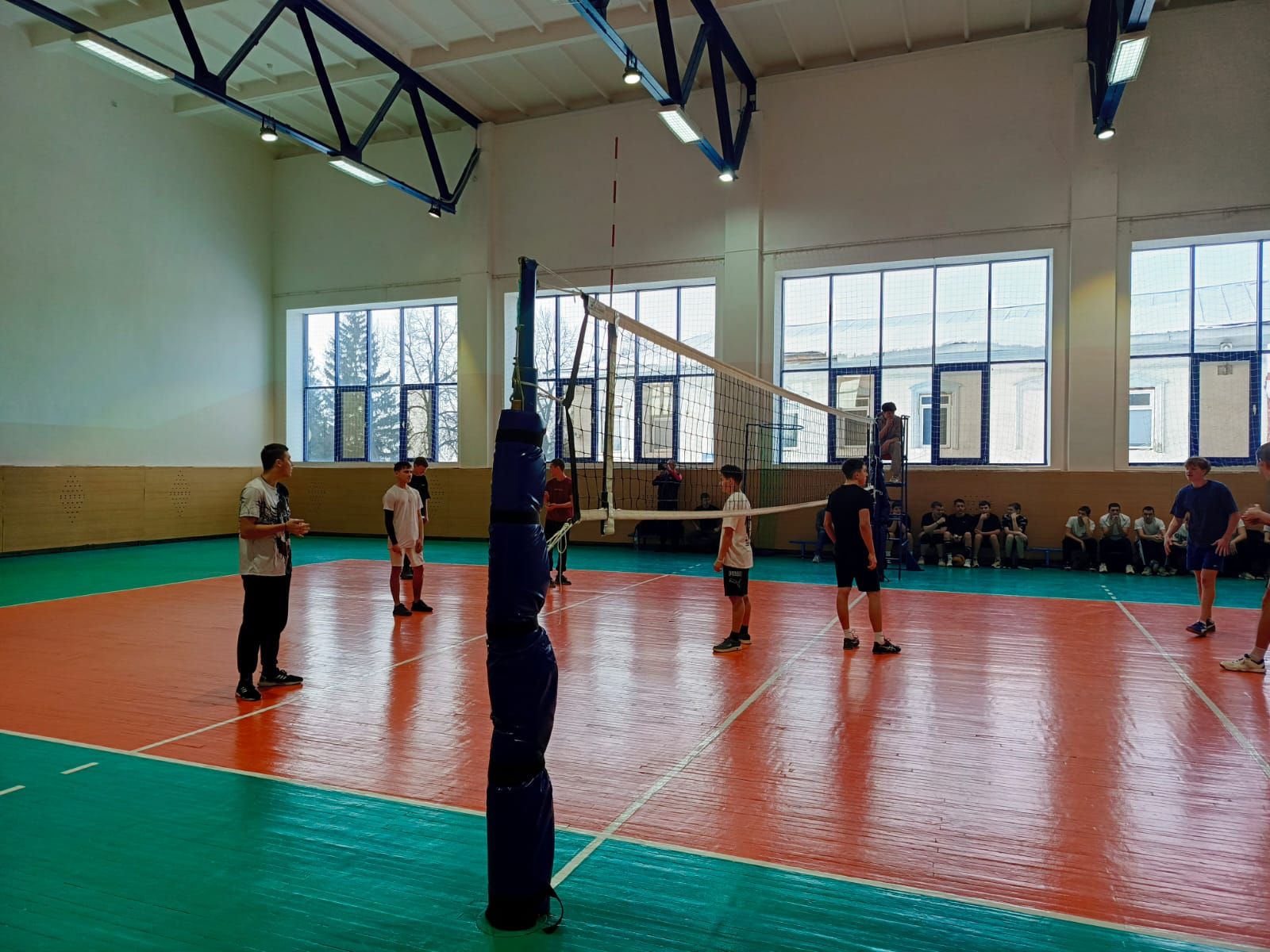 В Мензелинске прошел финал Школьной волейбольной лиги