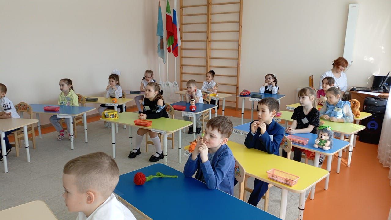 В детском саду № 10 «Чишмэ» прошла районная олимпиада по развитию речи «Путешествие в страну сказок»