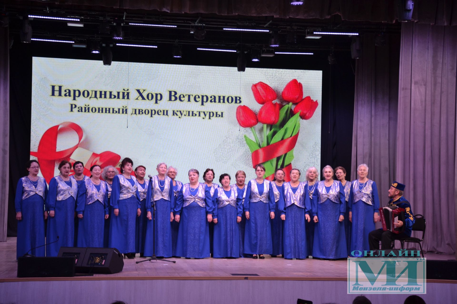 Народный хор ветеранов приглашает любителей пения