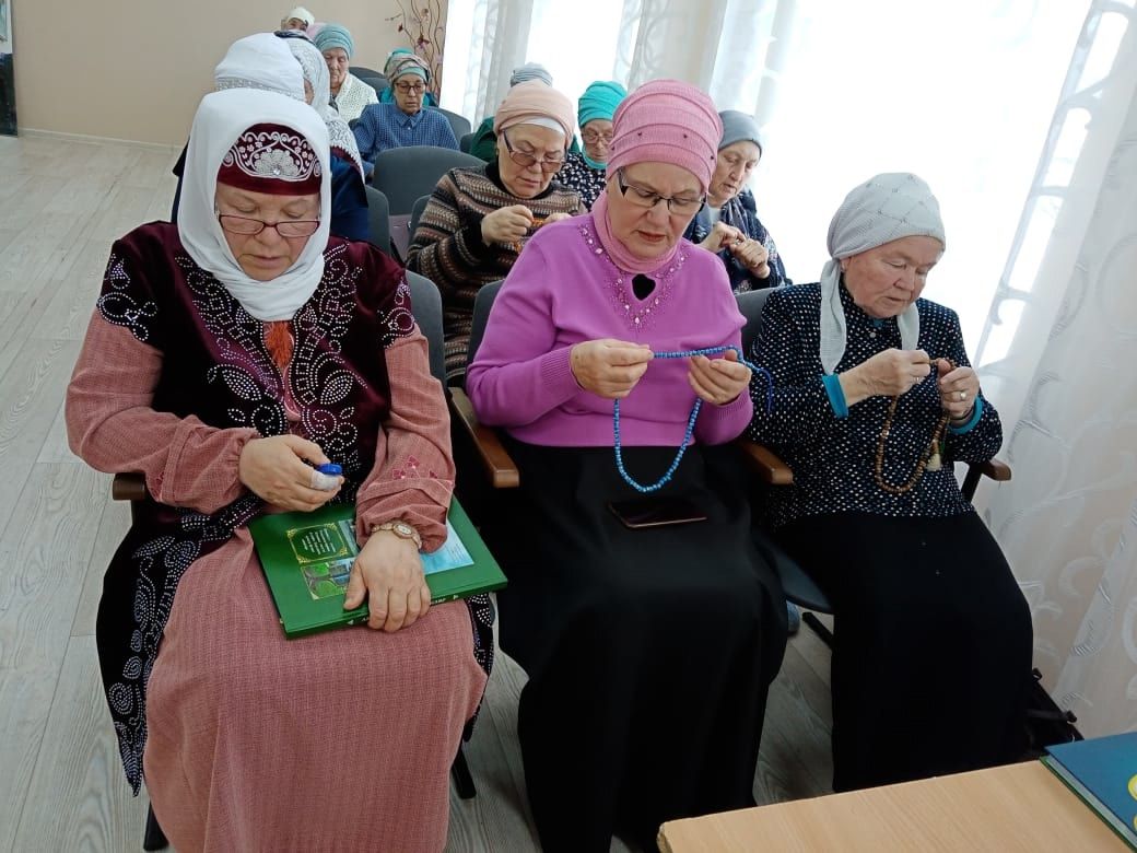 В Мензелинске презентовали книгу об абыстаях