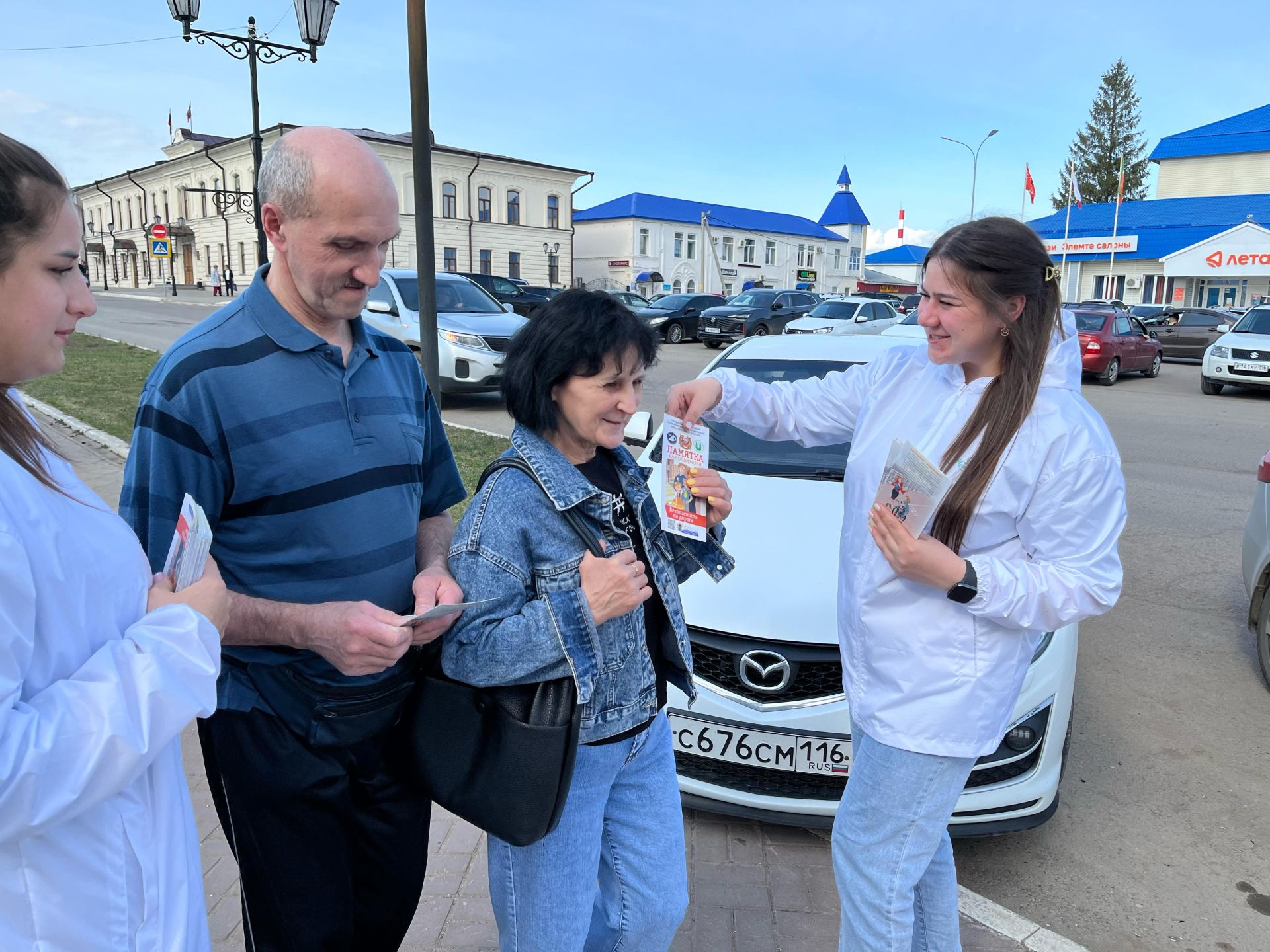В Мензелинске прошла акция «ЮИД за Победу благодарит»