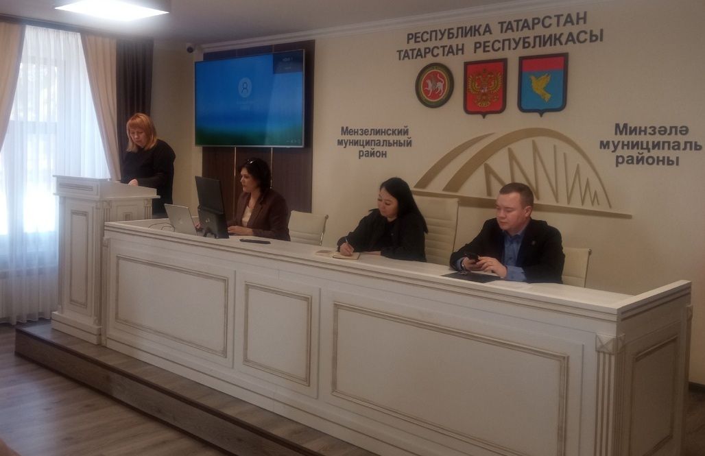 В Мензелинском районе обсудили вопросы межнациональных и межконфессиональных отношений