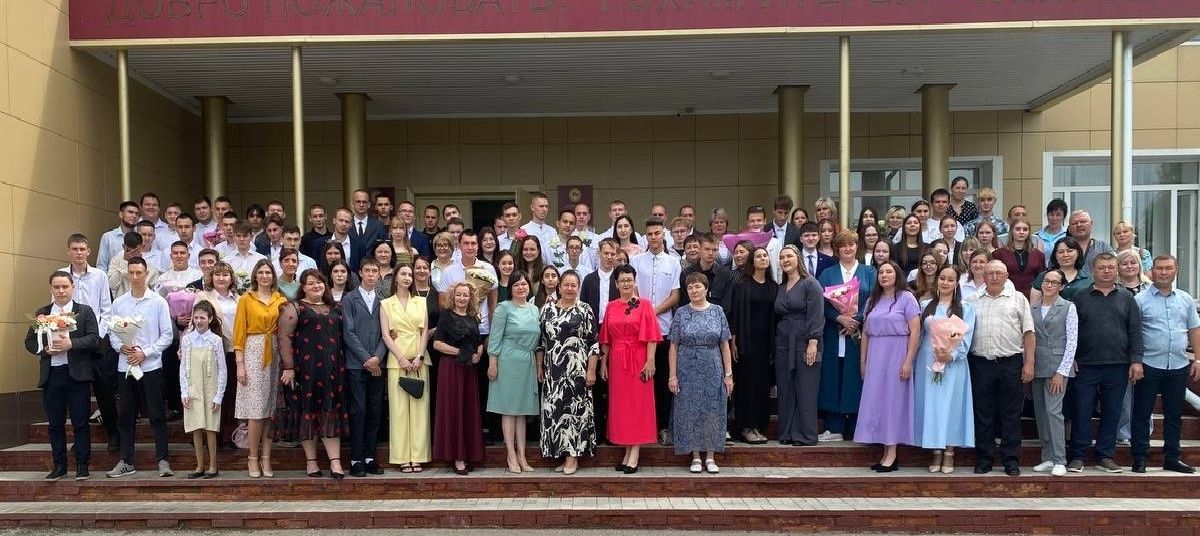 Техникум гордится своими выпускниками и уверена в их будущем