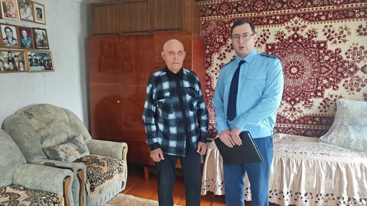 Забота о ветеранах: В Мензелинском районе проверили условия жизни участников ВОВ