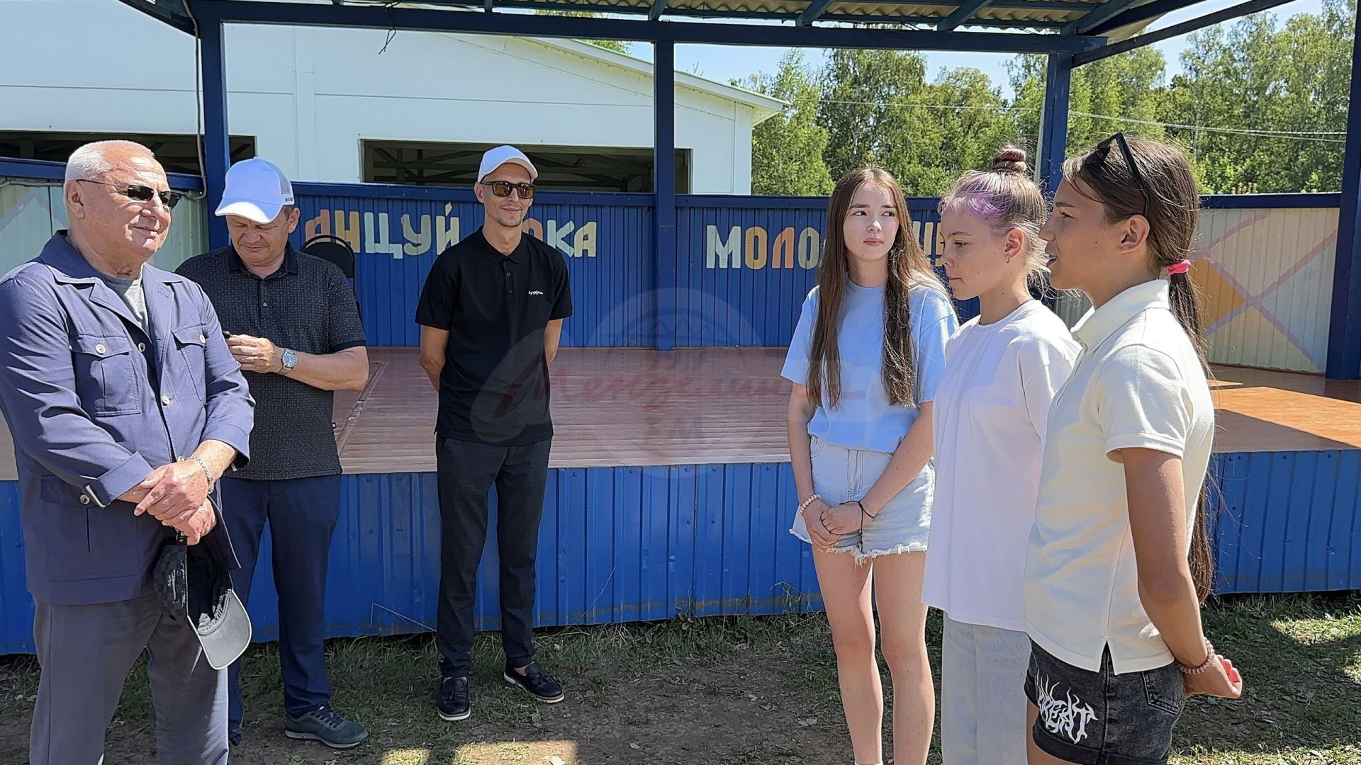 Азат Хамаев проверил организацию отдыха детей в мензелинских лагерях