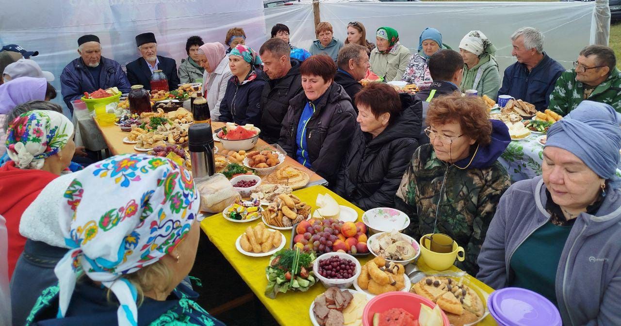 В Именли встретились потомки Миннехана бабая
