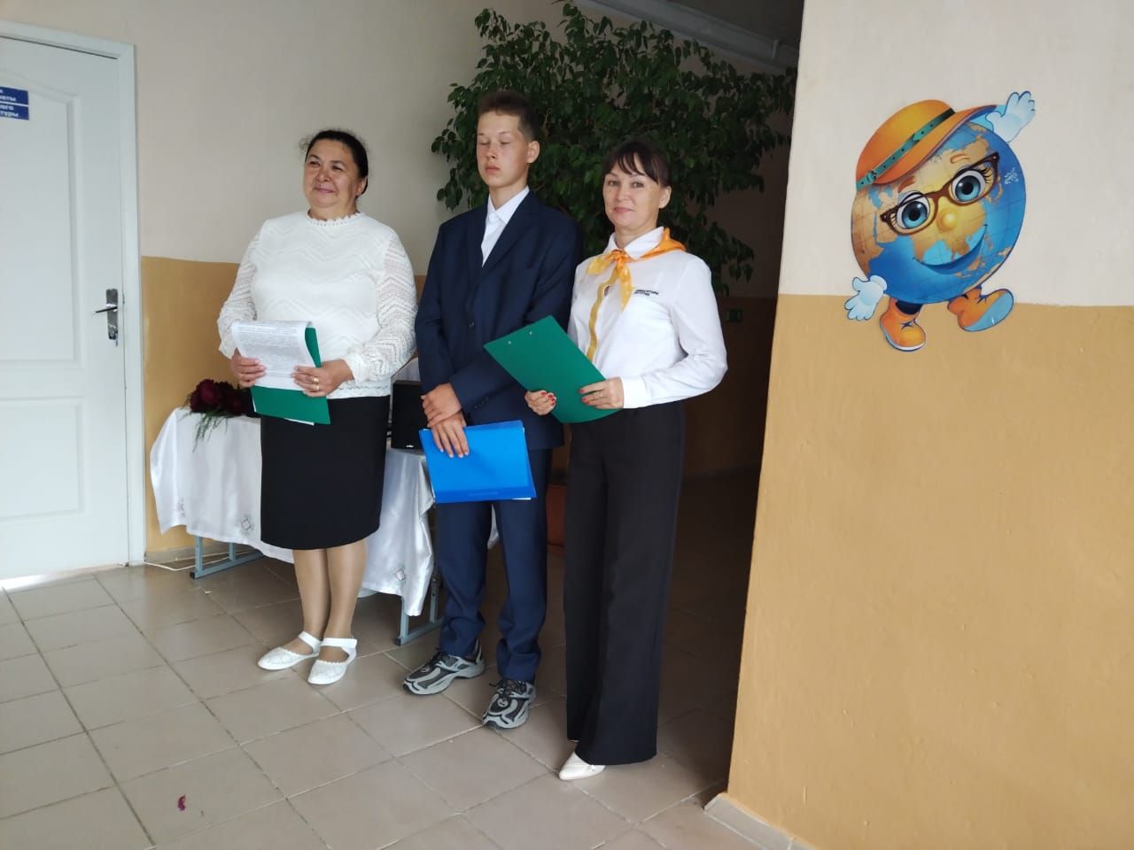 День Знаний в Калтаковской средней школе