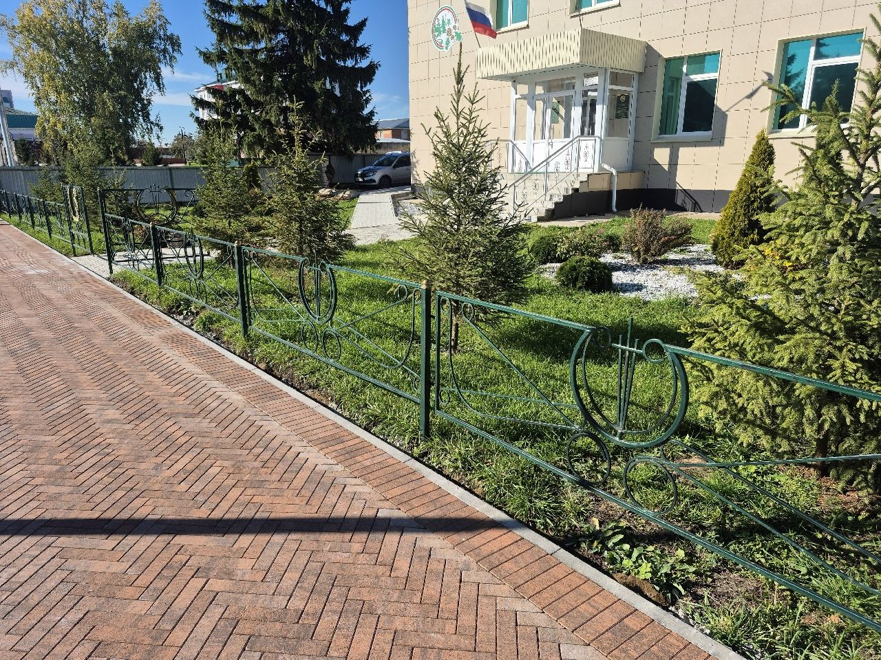 Минзәләнең Карл Маркс урамы яңаруын дәвам итә.