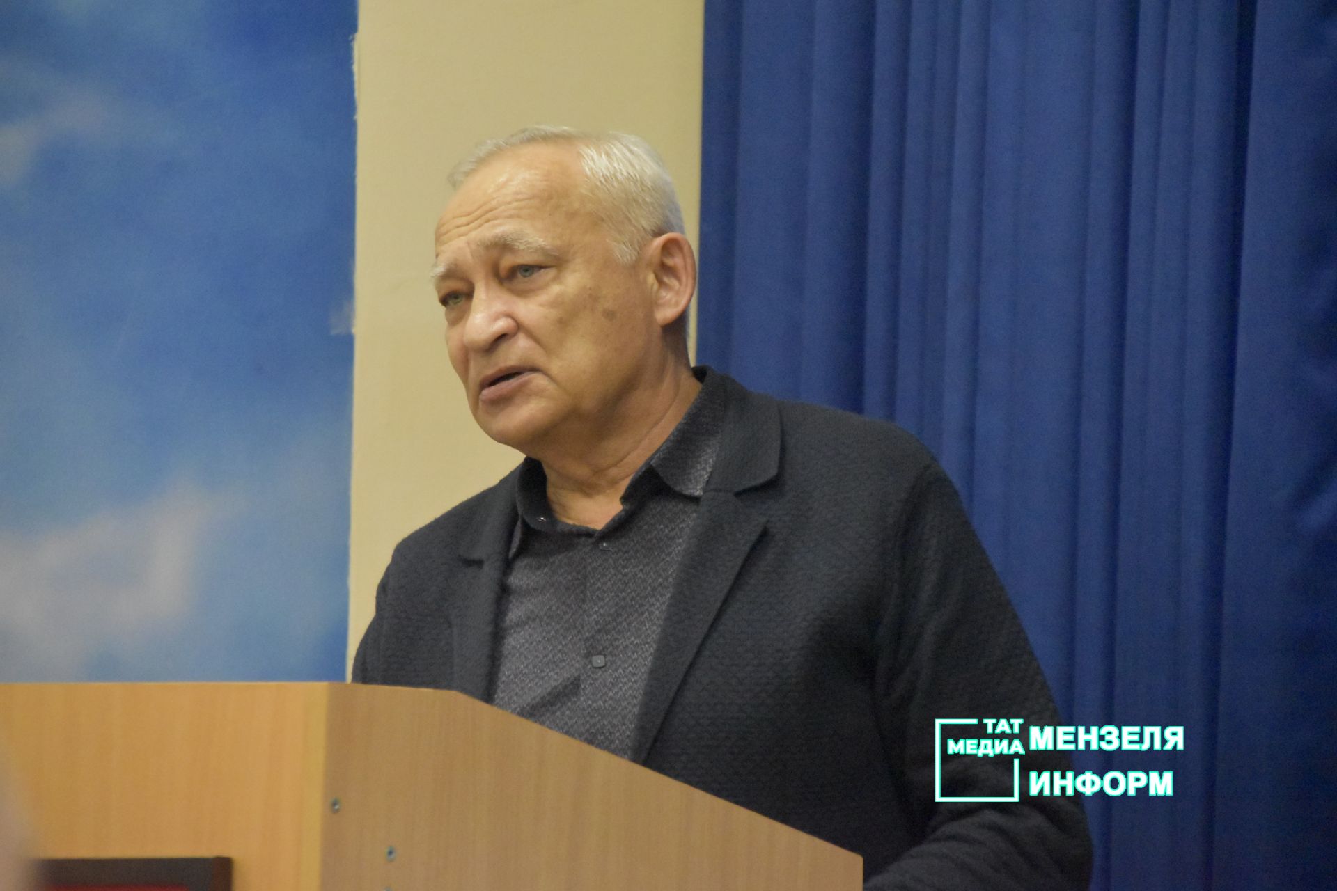 Жители поселка Изыскателей задали главе Мензелинского района наболевшие вопросы