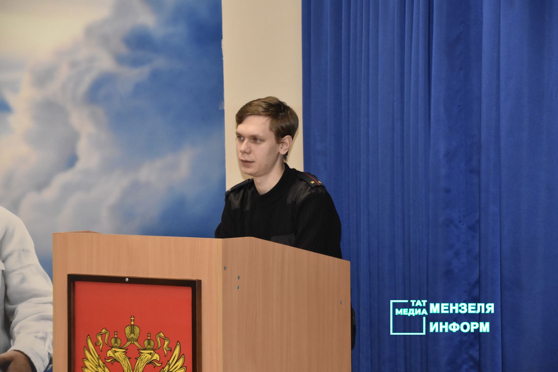 Жители поселка Изыскателей задали главе Мензелинского района наболевшие вопросы
