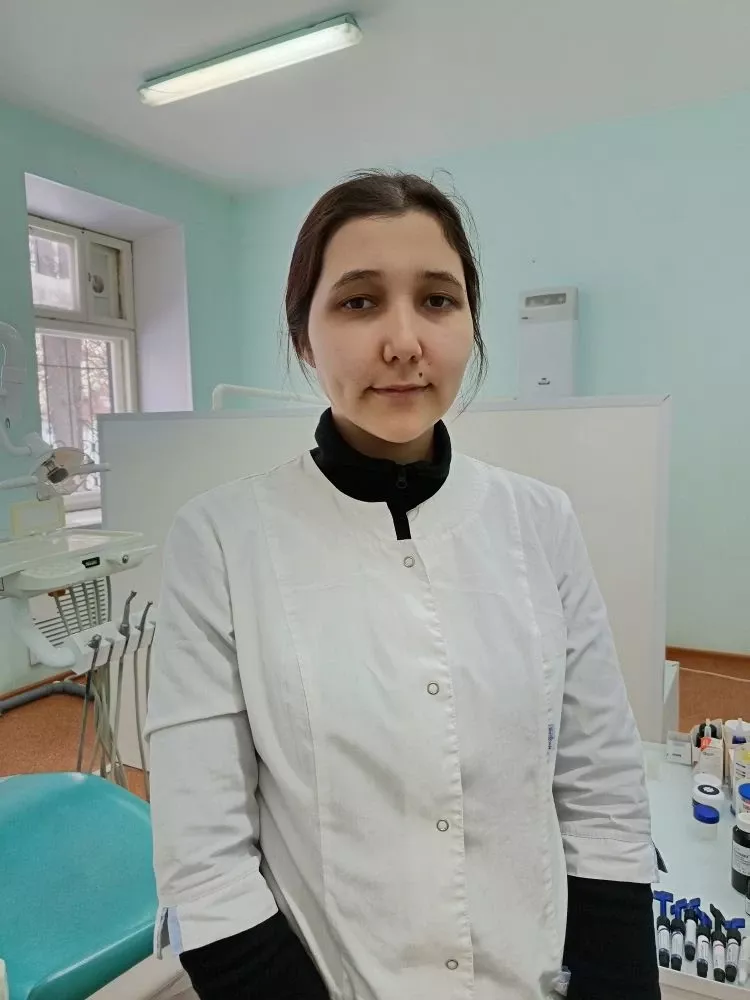 В Мензелинской ЦРБ новый врач-стоматолог: Альбина Гирфанова уже завоевала доверие пациентов