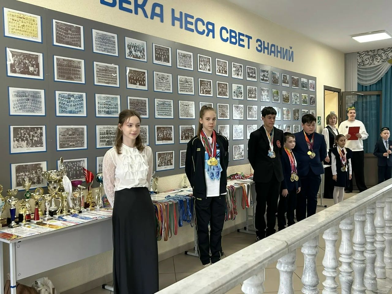 ТР Дәүләт Советы депутаты һәм Минзәлә районы башкарма комитеты җитәкчесе 1 нче урта мәктәптә булдылар