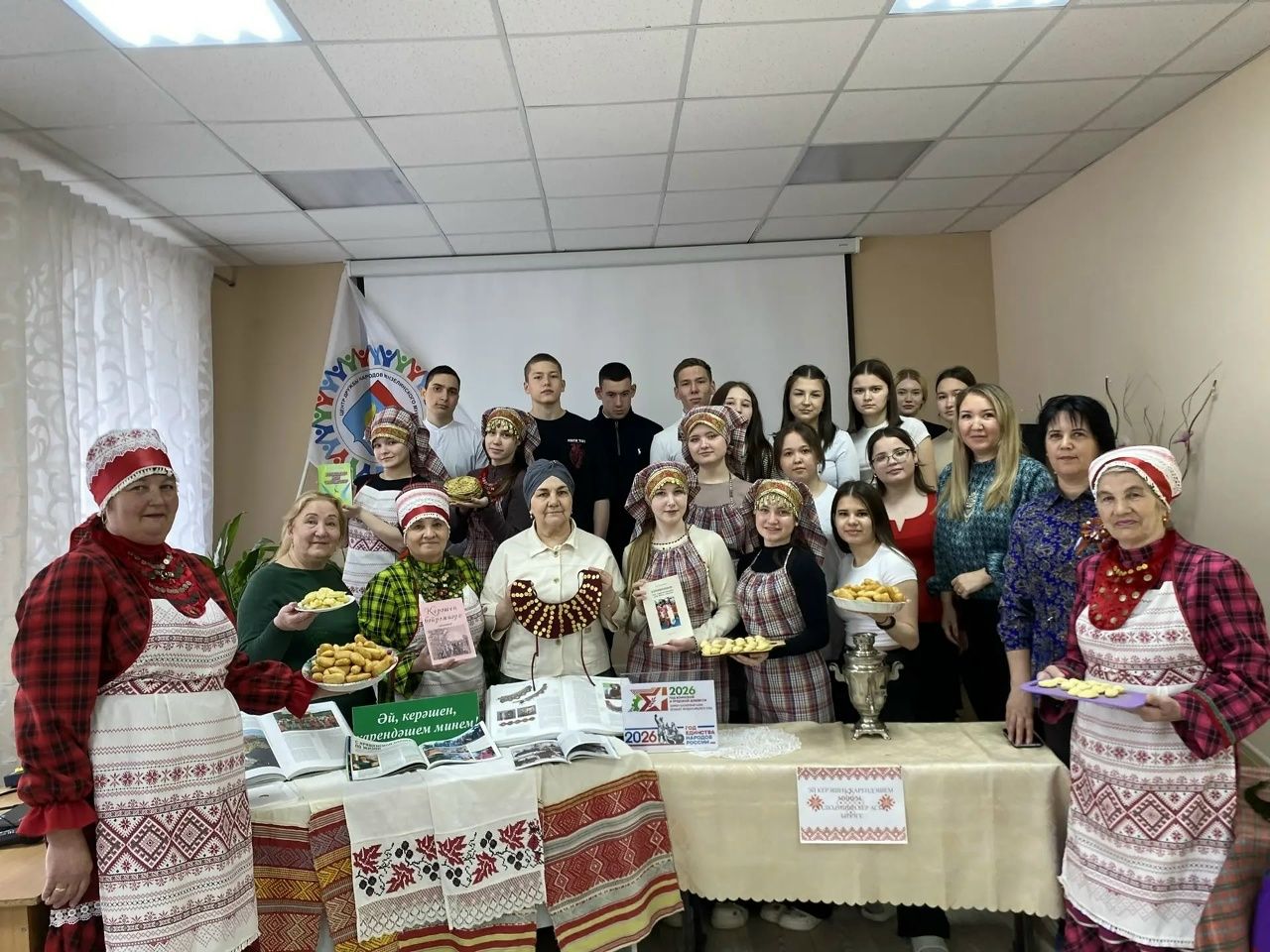 Студенты Мензелинского медицинского училища ознакомились с культурой кряшен