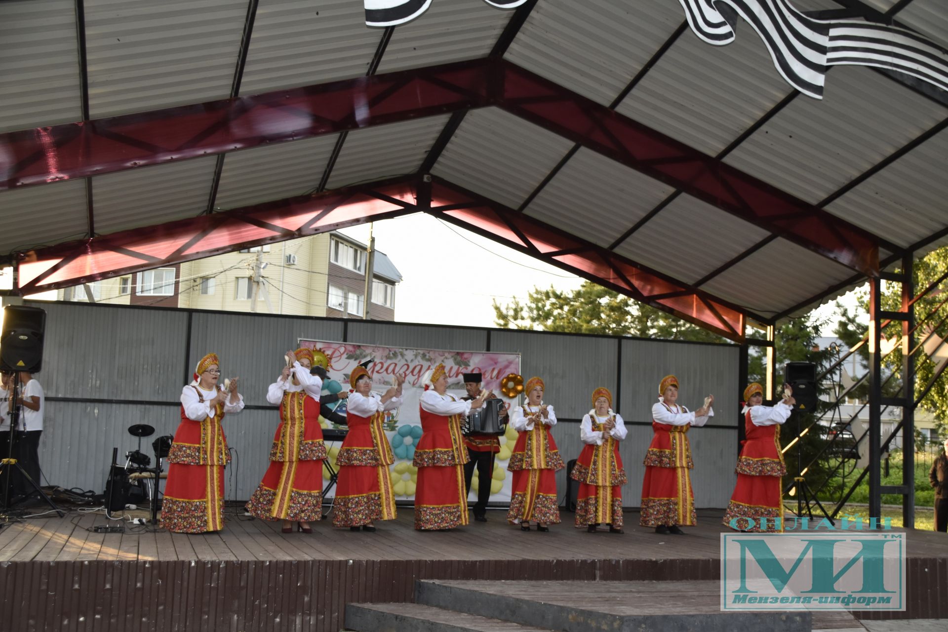 Праздник «Күршеләр» собрал жителей в парке Победы города Мензелинска