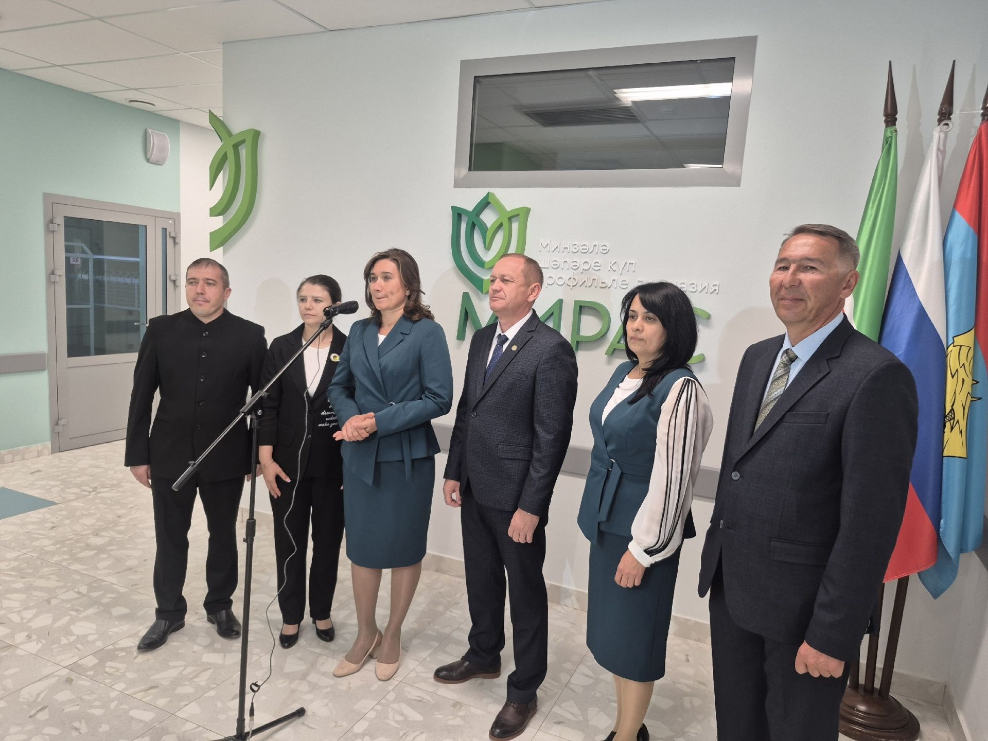 В Мензелинске в онлайн-формате открыли новую гимназию