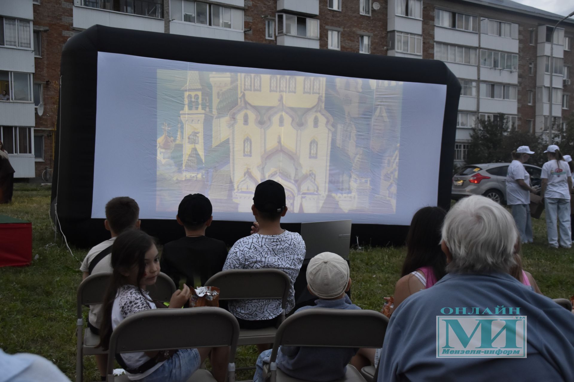 В поселке Изыскателей города Мензелинска прошел яркий праздник проекта «Күрше»