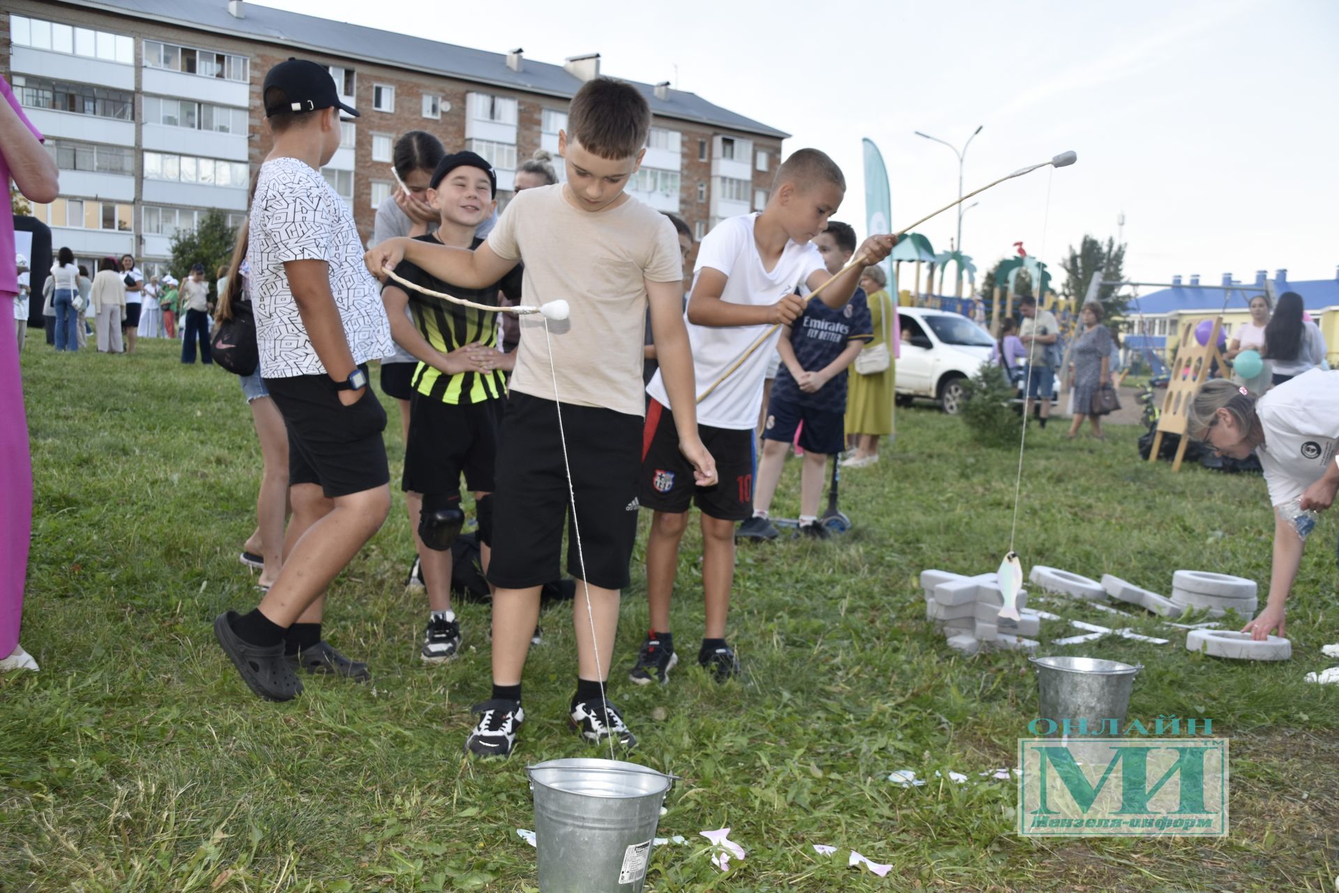 В поселке Изыскателей города Мензелинска прошел яркий праздник проекта «Күрше»