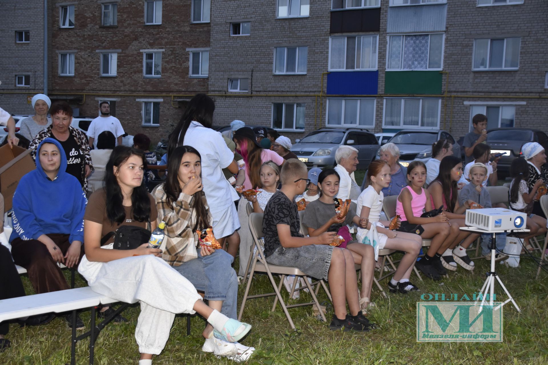 В поселке Изыскателей города Мензелинска прошел яркий праздник проекта «Күрше»
