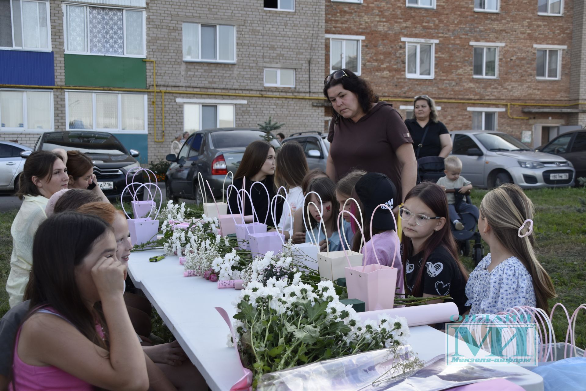 В поселке Изыскателей города Мензелинска прошел яркий праздник проекта «Күрше»
