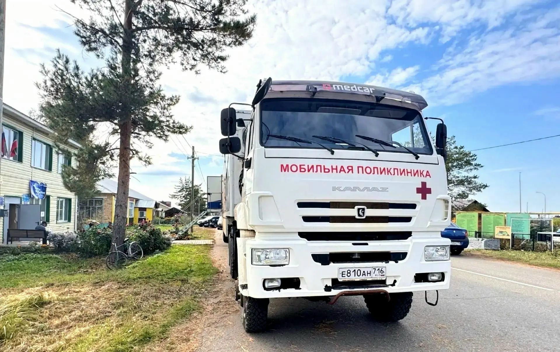 Мобильная поликлиника принимает жителей села Бикбулово Мензелинского района