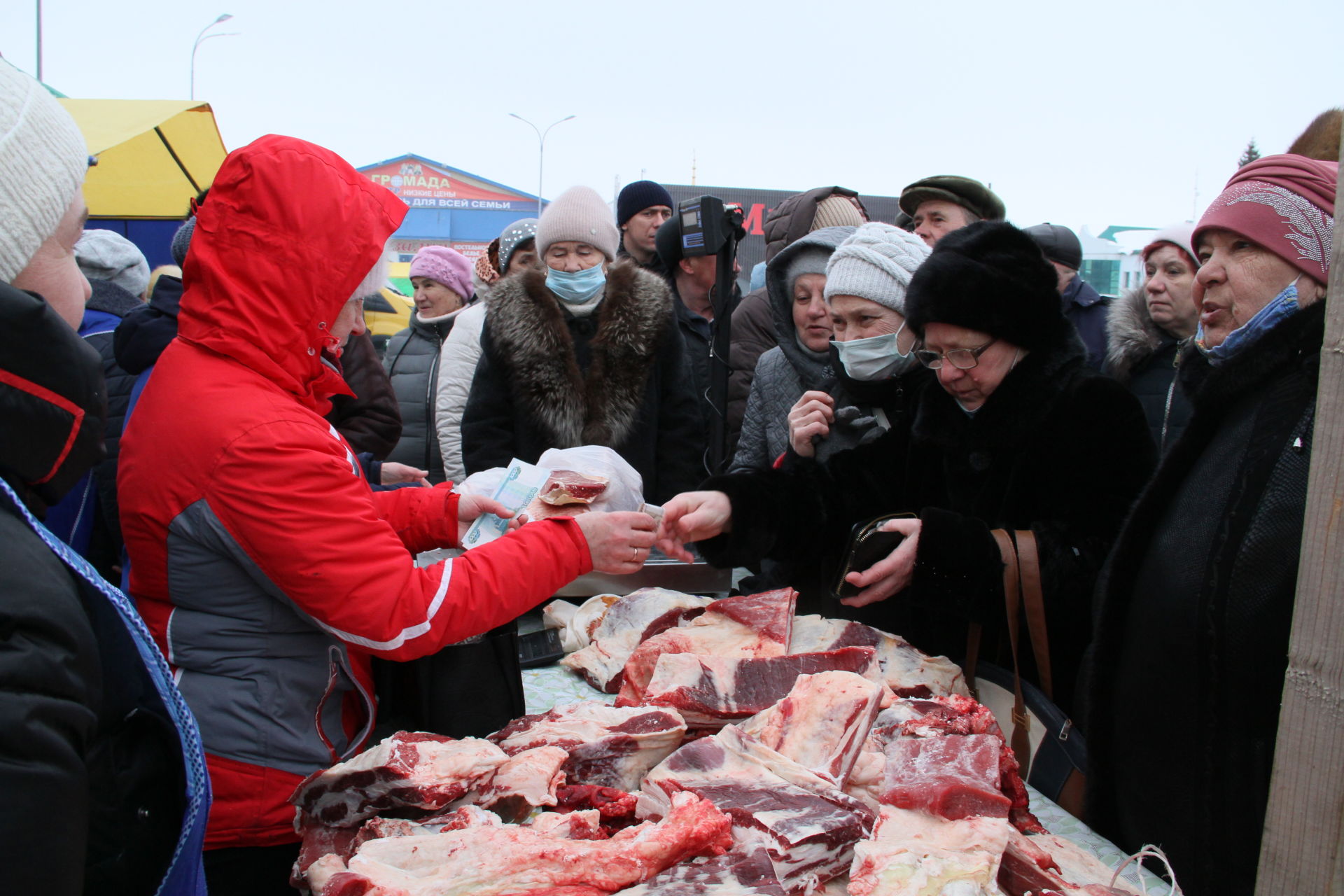 Ярмарка в Мензелинске, посвященная Международному женскому дню и Масленице