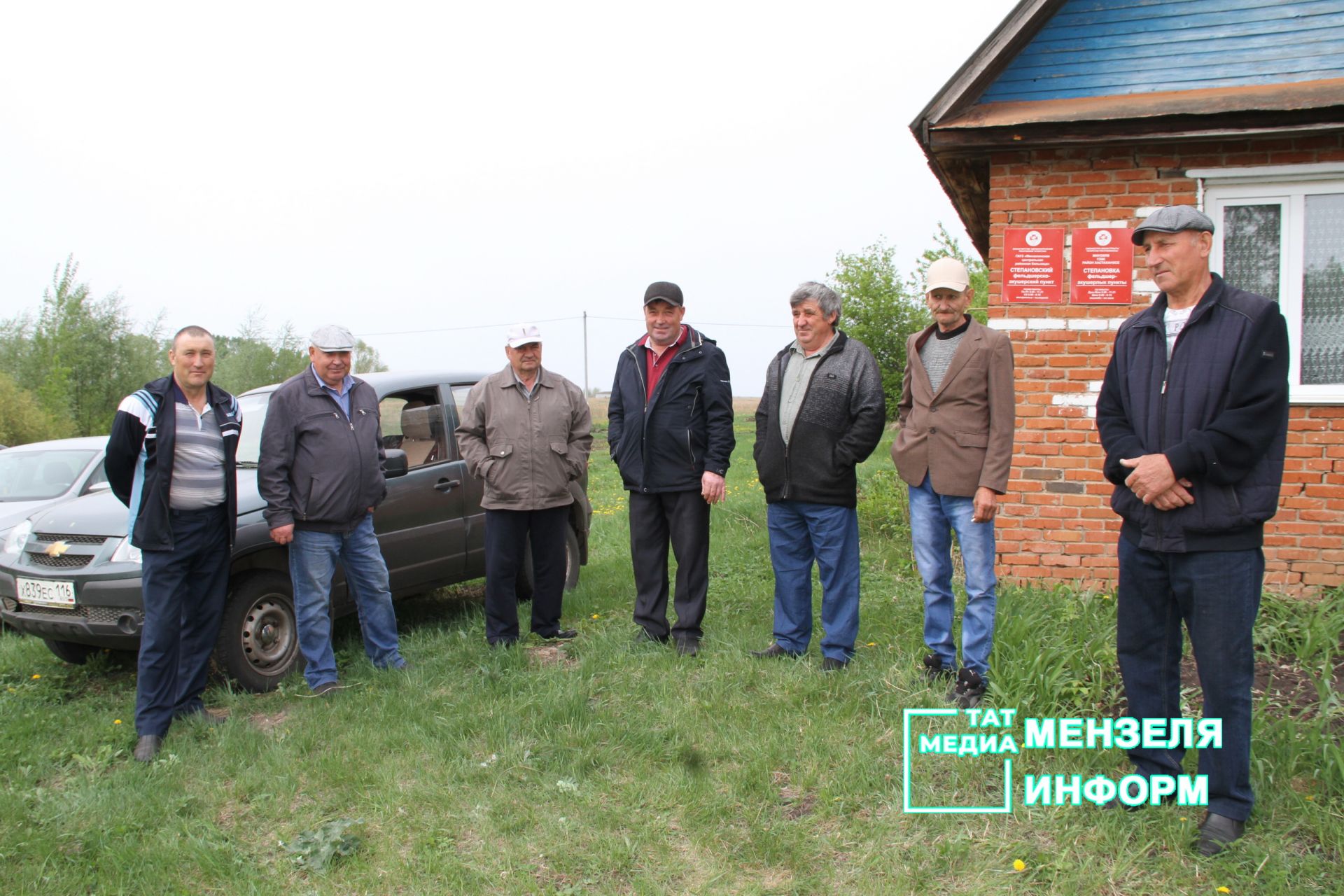 В селе Степановка Аюского сельского поселения собрались все жители села по случаю 78-й годовщины Великой Победы