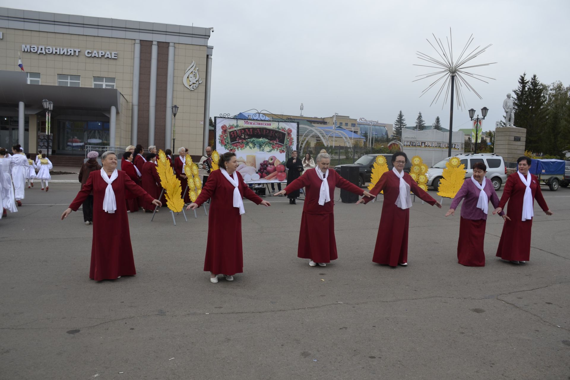 Мгновения ярмарки в Мензелинске