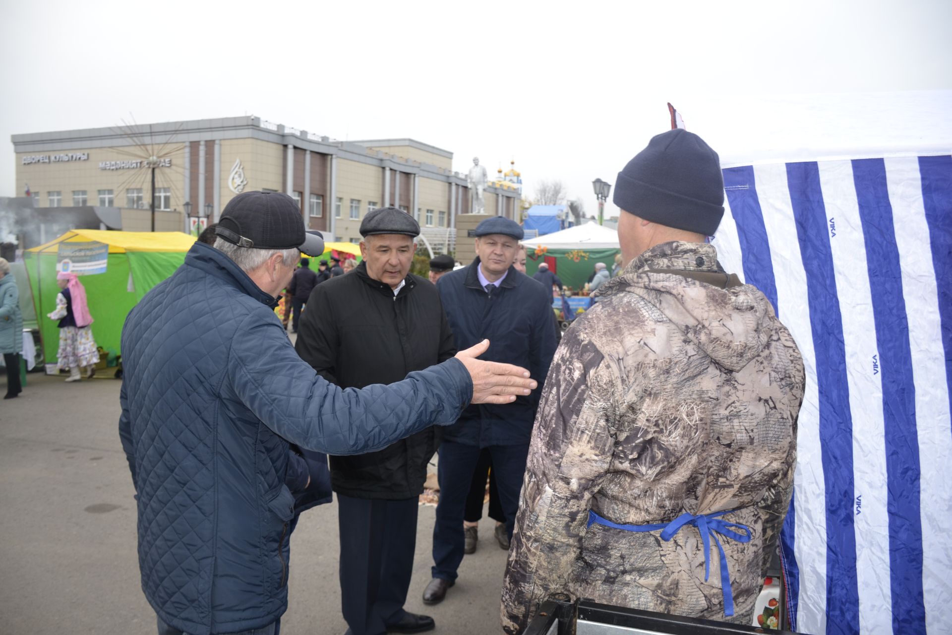 Мгновения ярмарки в Мензелинске