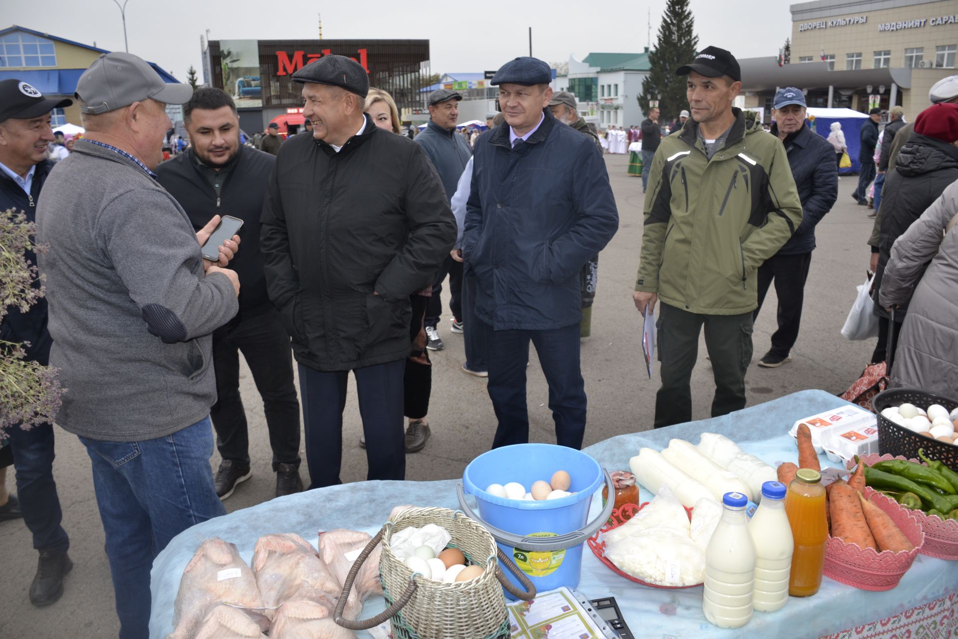 Мгновения ярмарки в Мензелинске