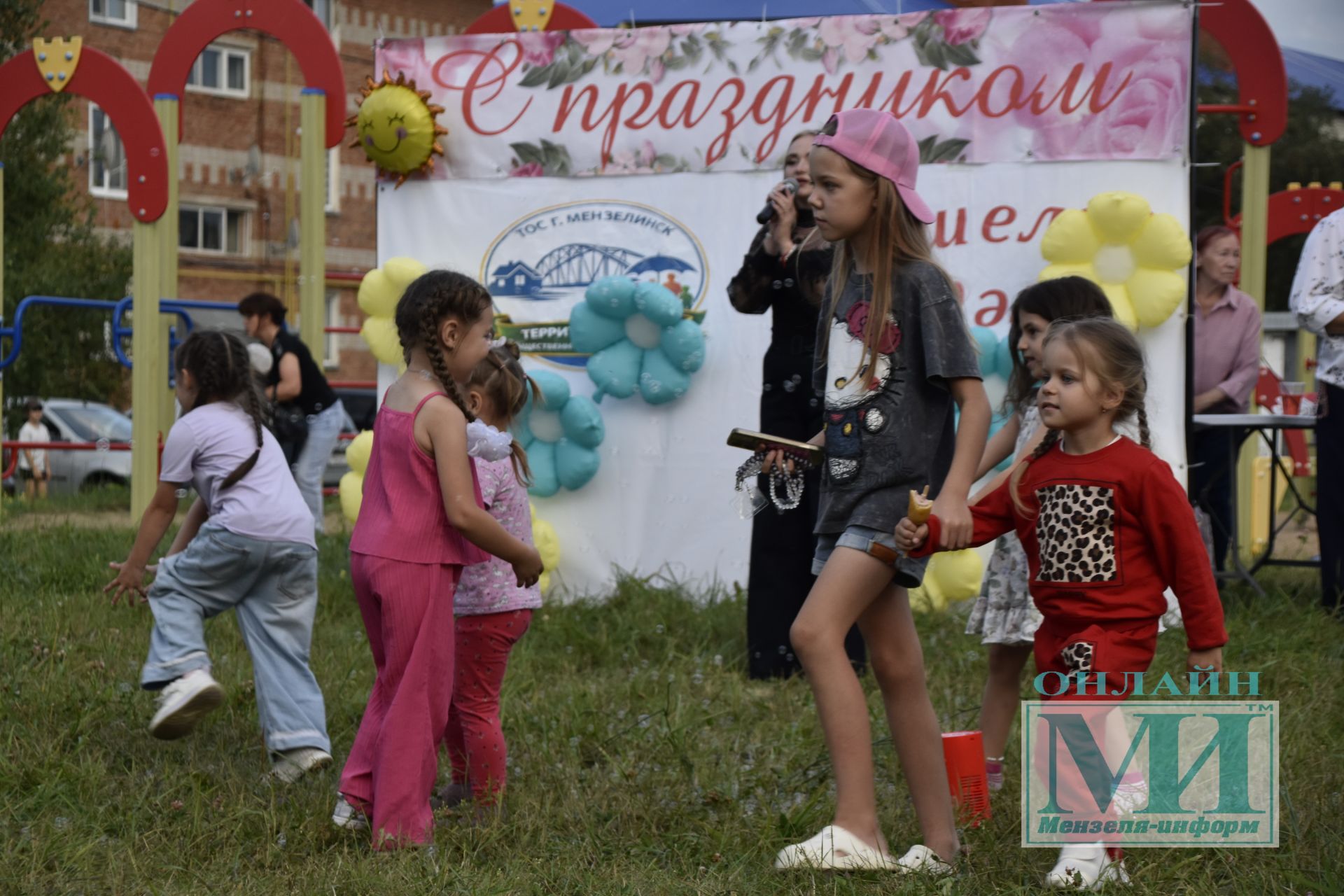 В Мензелинске состоялся праздник добрососедства «Күршеләр — Соседи»