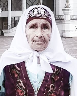 8 мартта Гөлсәнә Нургалим кызы Суфиева өчен икеләтә бәйрәм, аңа бу көнне 90 яшь тула