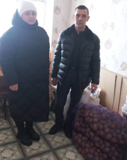 Фермер Насим Давлетов обеспечил волонтеров картофелем для приготовления сухих супов
