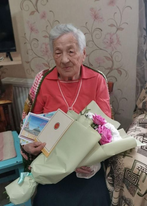 100-летний юбилей отмечает жительница города Мензелинск, участница Великой Отечественной войны КАЗАКОВА ПЕЛАГИЯ ВАСИЛЬЕВНА