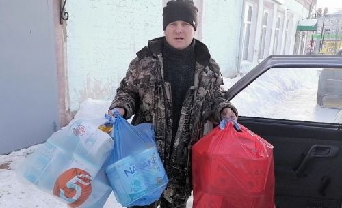 В Мензелинске в рамках акции «Ярдәм янәшә!-Помощь рядом!» начали изготавливать окопные-блиндажные свечи и печи для мобилизованных