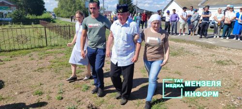 Соңгы сөйләшүебездә отпускага кайтам дигән иде