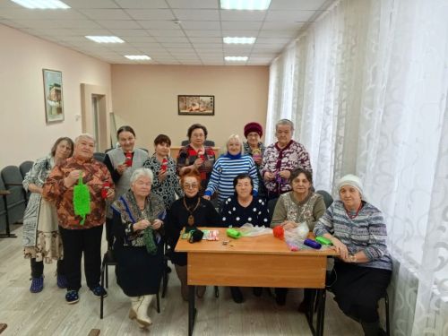 Члены общества слепых Мензелинска с пользой проводят время