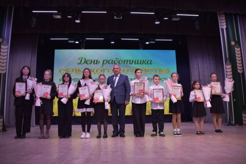 Конкурс рисунков среди детей