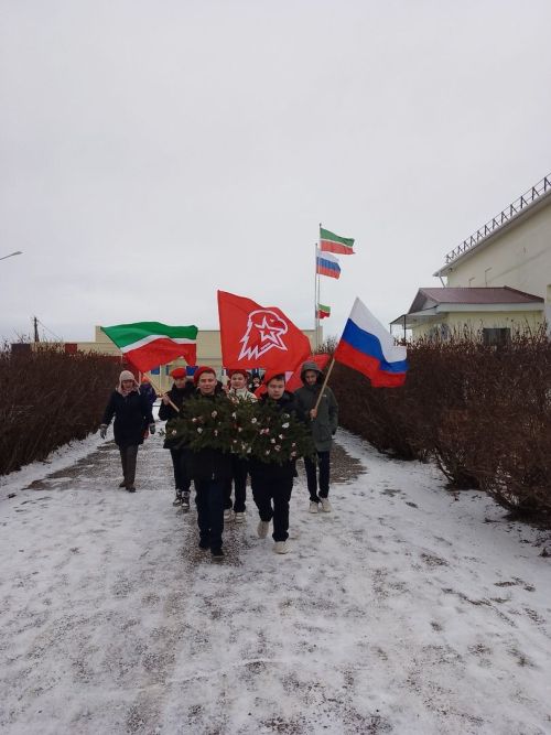 В Николаевской школе Мензелинского района состоялся торжественный приём в «ЮНАРМИЮ»