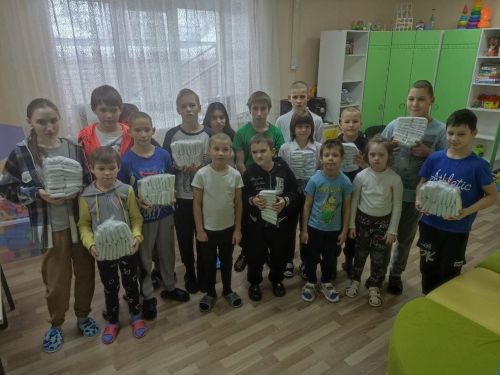 Мензелинские волонтеры поделились своим опытом по изготовлению сухого душа