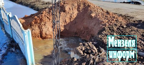 В Мензелинске воды весеннего половодья нашли свой путь