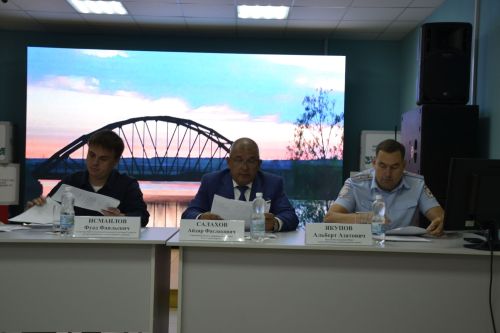 В Мензелинском районе прошло расширенное заседание по снижению количества дорожно-транспортных происшествий