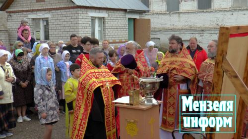 В Мензелинске в День памяти преподобномученицы Маргариты прошло праздничное богослужение и крестный ход