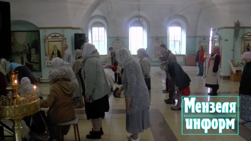 В Мензелинске в День памяти преподобномученицы Маргариты прошло праздничное богослужение и крестный ход