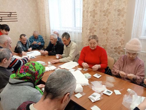 Мензелинцы изготовили «сухой душ» для бойцов СВО