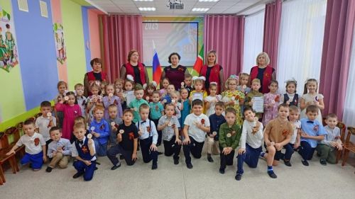 В детском саду № 8 «Солнышко» прошла торжественная церемония открытия Года защитника Отечества
