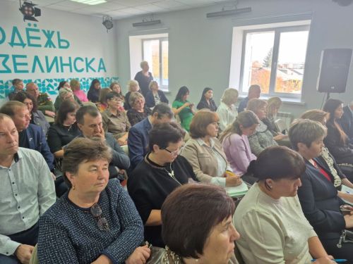 Первый рабочий визит Светланы Захаровой на новом месте состоялся в Мензелинском районе