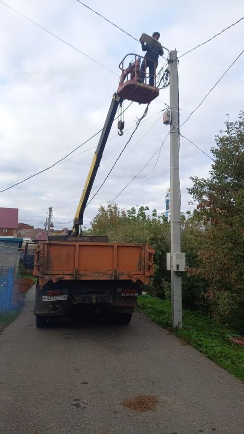 В Мензелинске продолжается модернизация системы освещения улиц