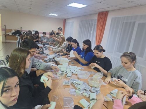 Наша помощь — нашим защитникам: Коллектив педколледжа помогает бойцам СВО.