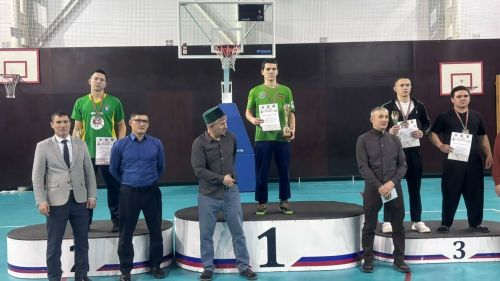 Валиева, Самматова и Юнзеля наградили в Актаныше